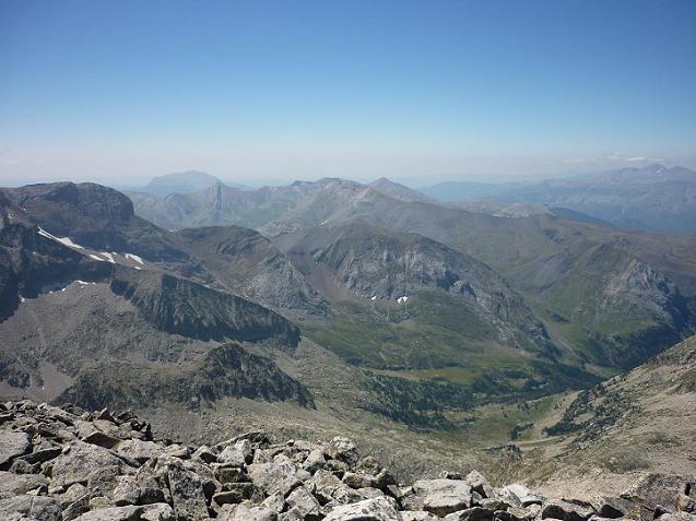 Du sommet de la Punta de la Brecha Russell 3192 m, le pico de Ballibierna