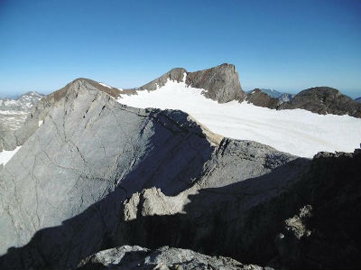 Du sommet du Montferrat (3219 m), Marmolera et Vignemale