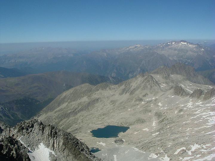 Du sommet du pic d Aneto, la vallée de Coronas