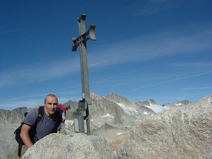 Du sommet du Tuc de Mulleres, le pico de Aneto toit des Pyrénées