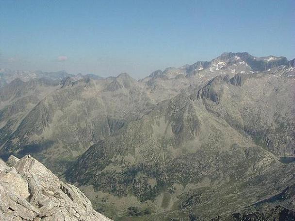 Du Ballibierna 3067 m, pico Maldito